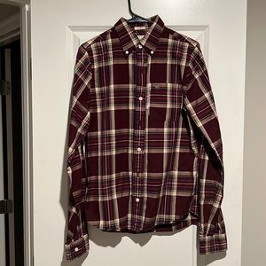 A&F Muscle button up shirt